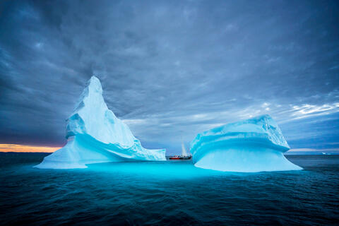 Iceberg Giants