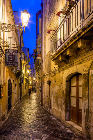 Side Street at Bluehour