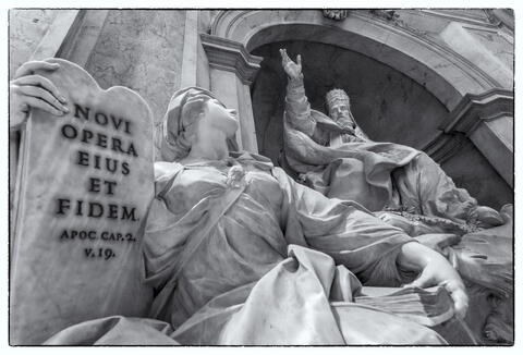 Monument to Gregory XIII