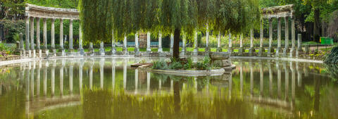 Reflections at Parc Monceau