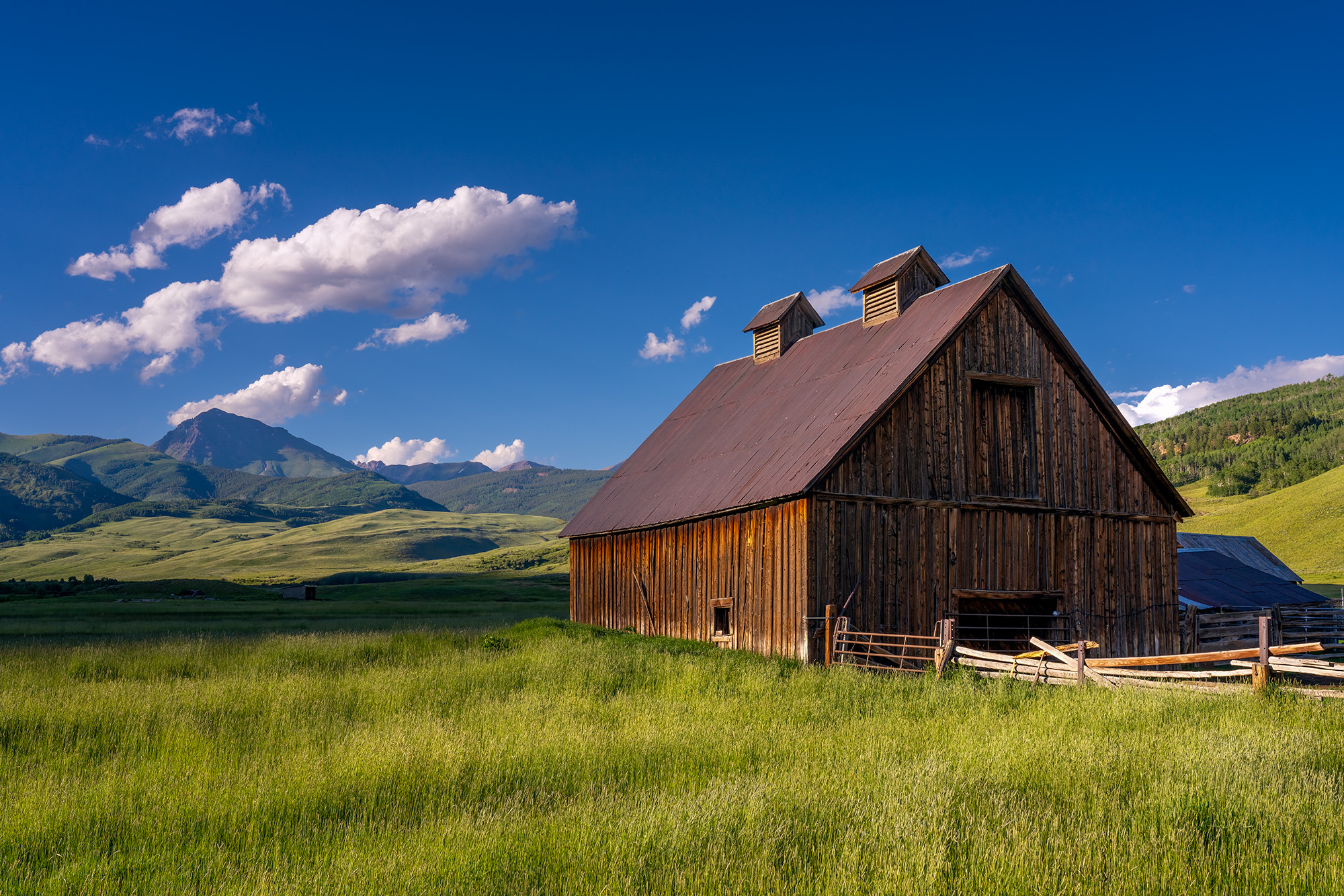 In the heart of Crested Butte, Colorado, I stumbled upon a well-preserved, weathered barn, a rustic sentinel of times past. This...