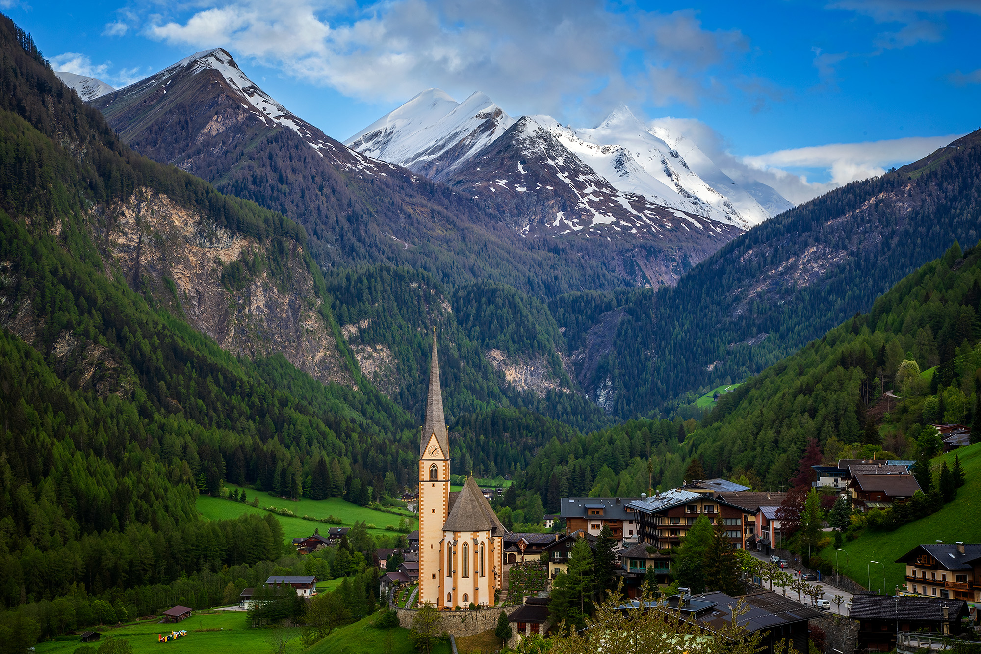 Upon crossing the Gornergrat Pass, we arrived in the enchanting town of Heiligenblut, Austria. There, we discovered a mesmerizing...