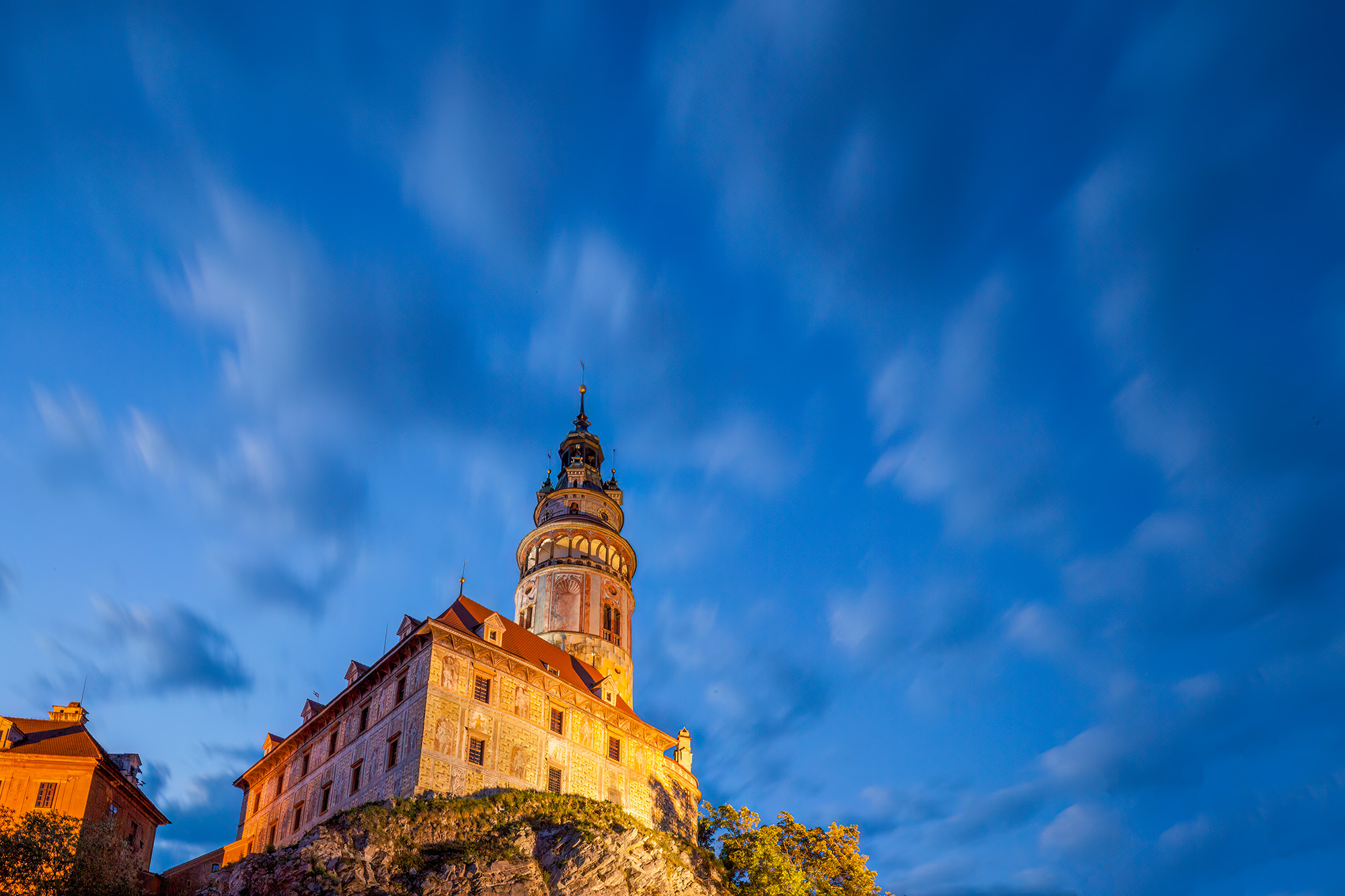 As twilight descended upon Cesky Krumlov, Czech Republic, I captured the resplendent Cesky Krumlov Castle in all its grandeur...